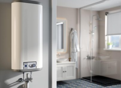image qui représente une installation de chauffe eau dans la salle de bain